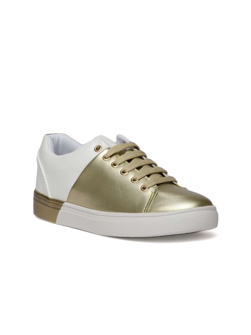 Ceriz footwear clearance