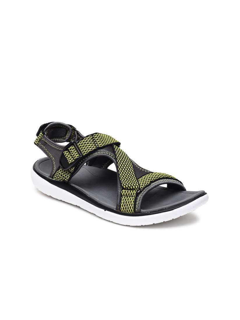 Myntra floaters on sale