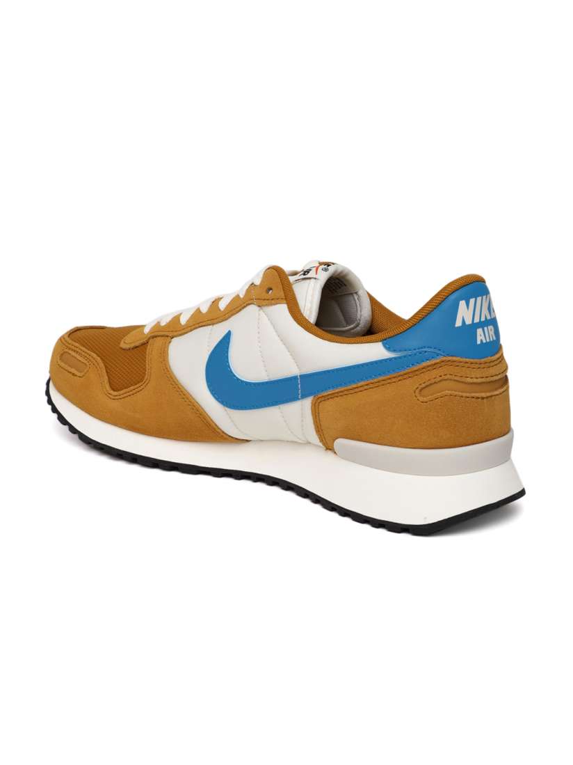 Nike air vrtx sneakers discount