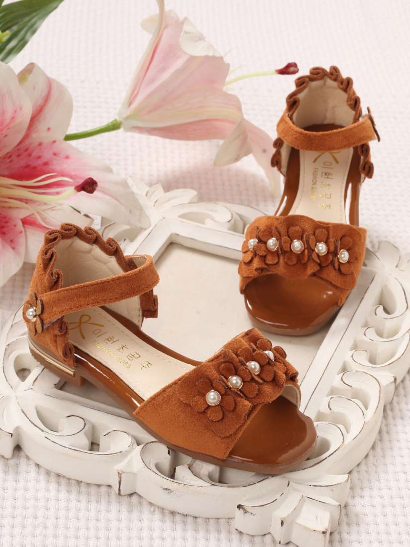 Girls tan sandals deals