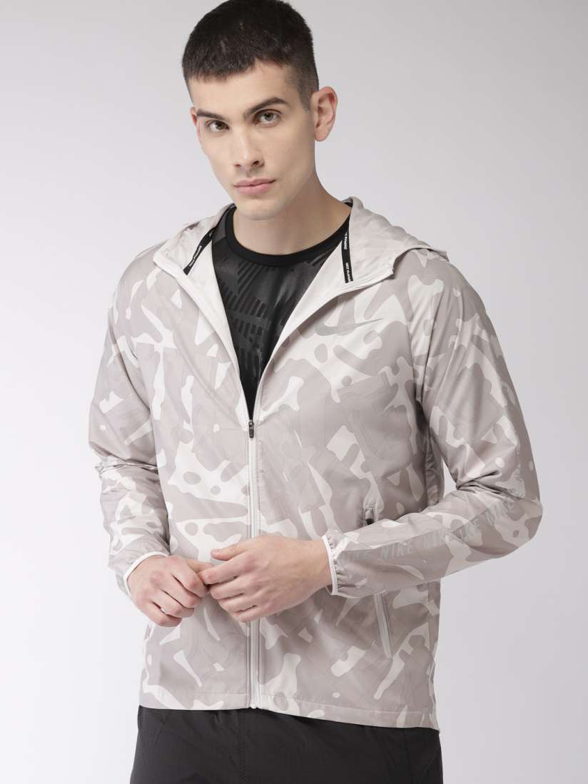 Nike essntl jkt hd clearance