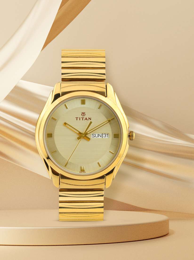 Watch titan gold top
