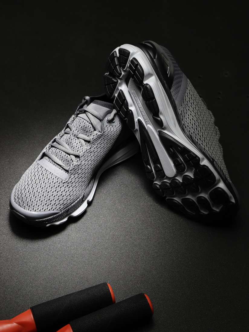 Under armour speedform intake 2 grey on sale