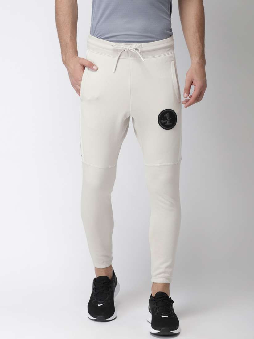 Joggers with af1 store
