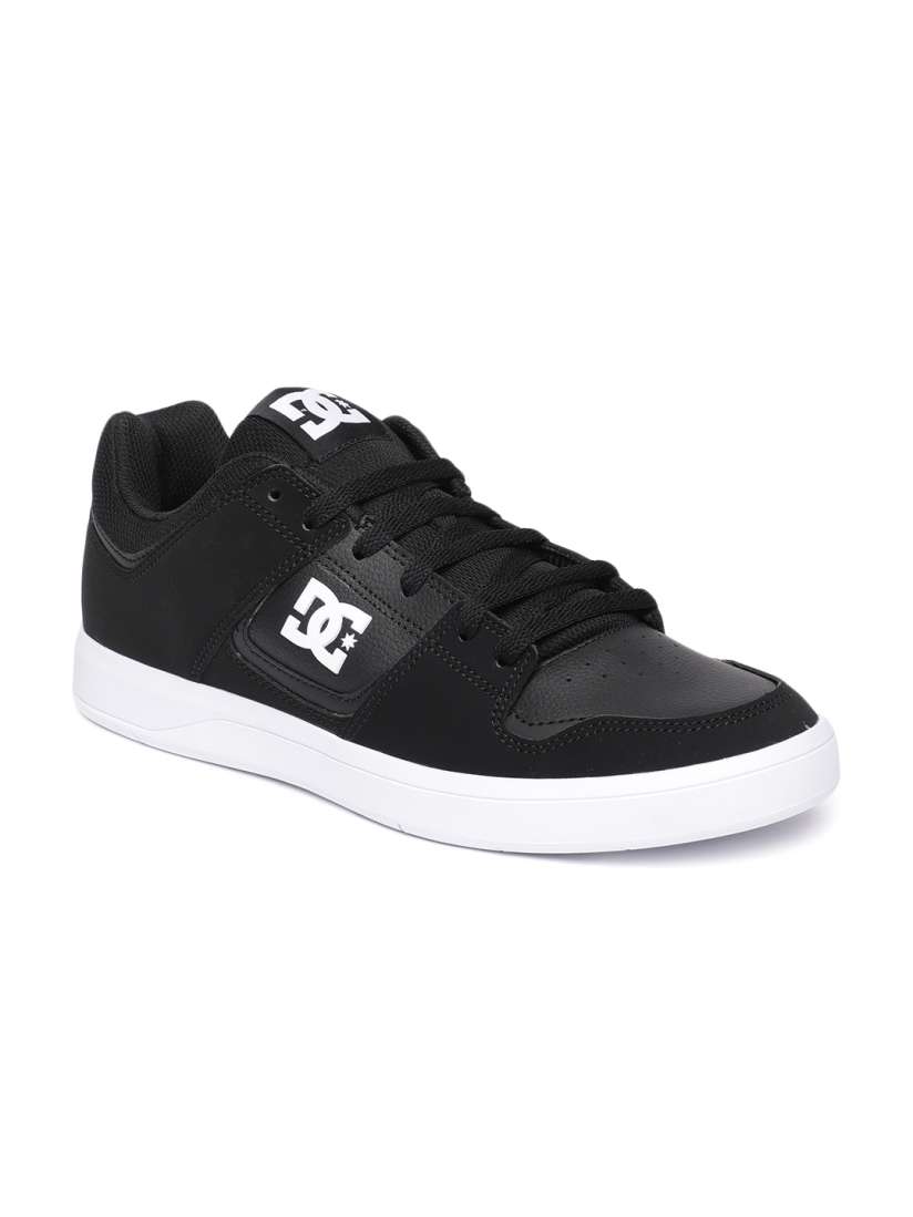 Myntra dc shoes discount