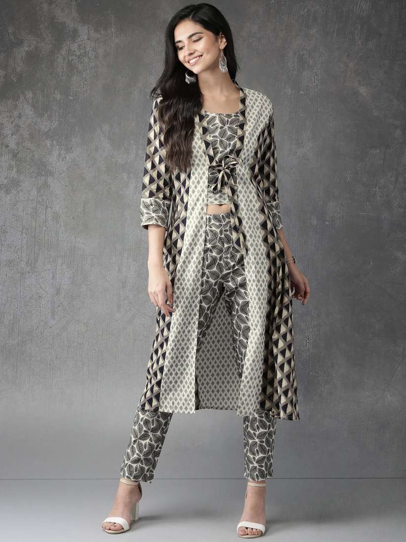 crop top with trouser and shrug