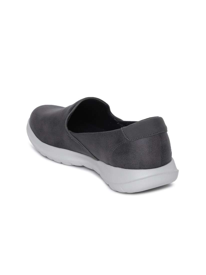 Go walk lite queenly shoe deals