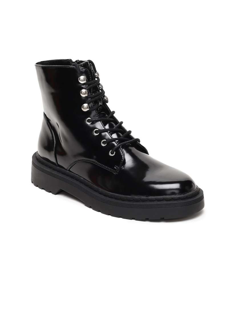 Forever 21 boots black clearance