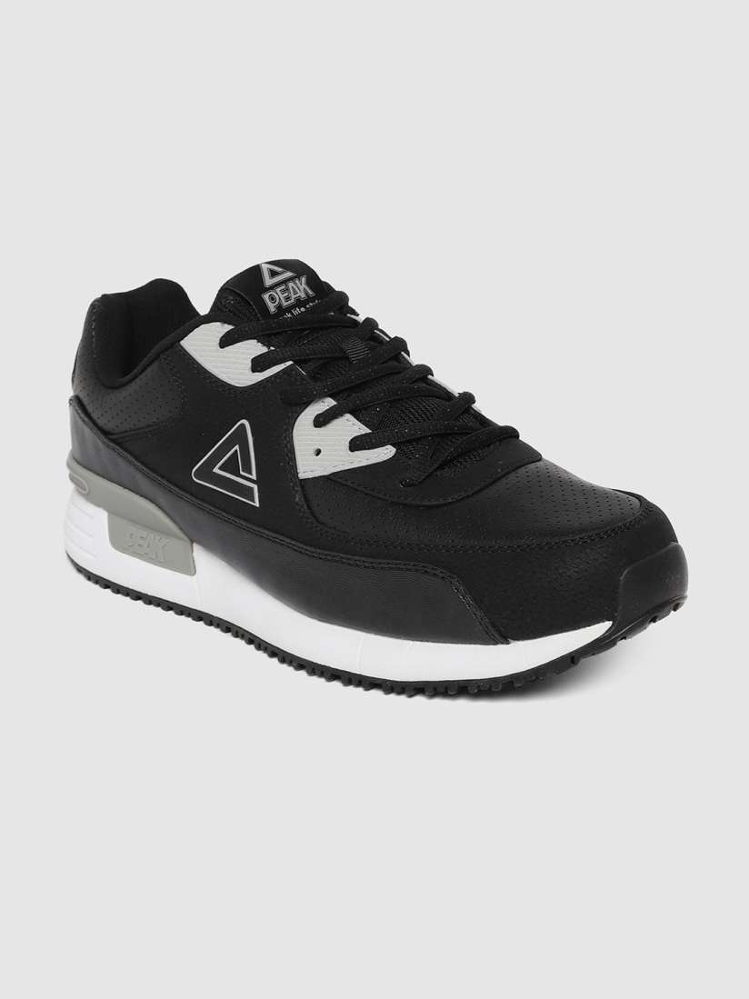 Myntra black shoes deals