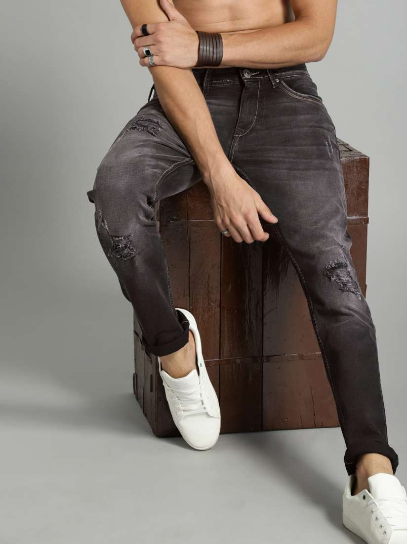 Torn jeans myntra 2025