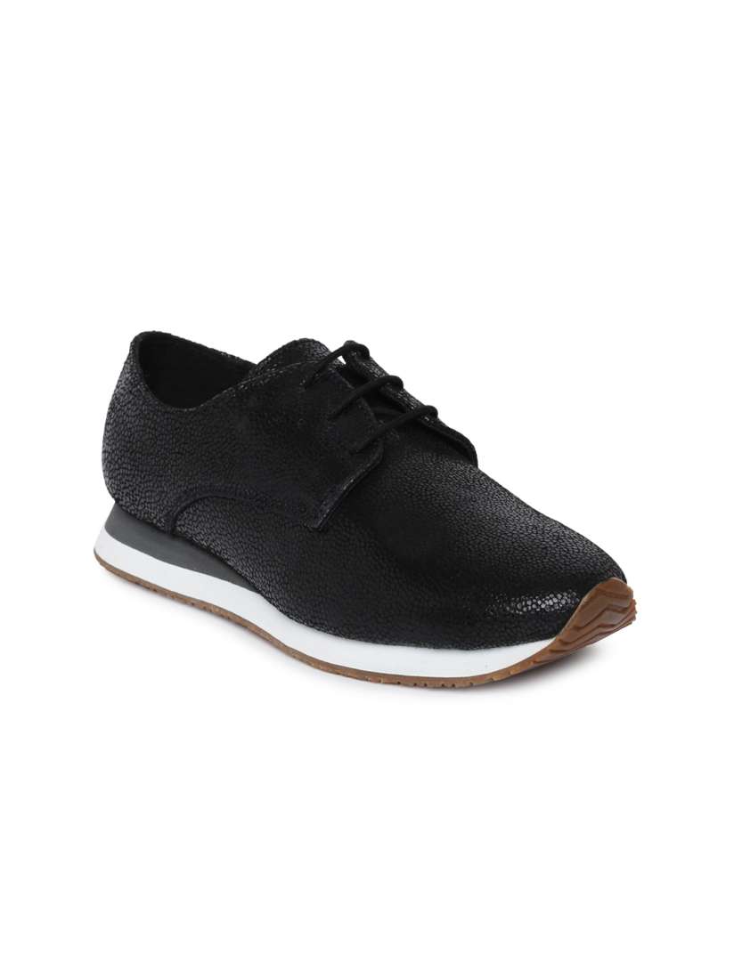 Steve madden shoes myntra new arrivals