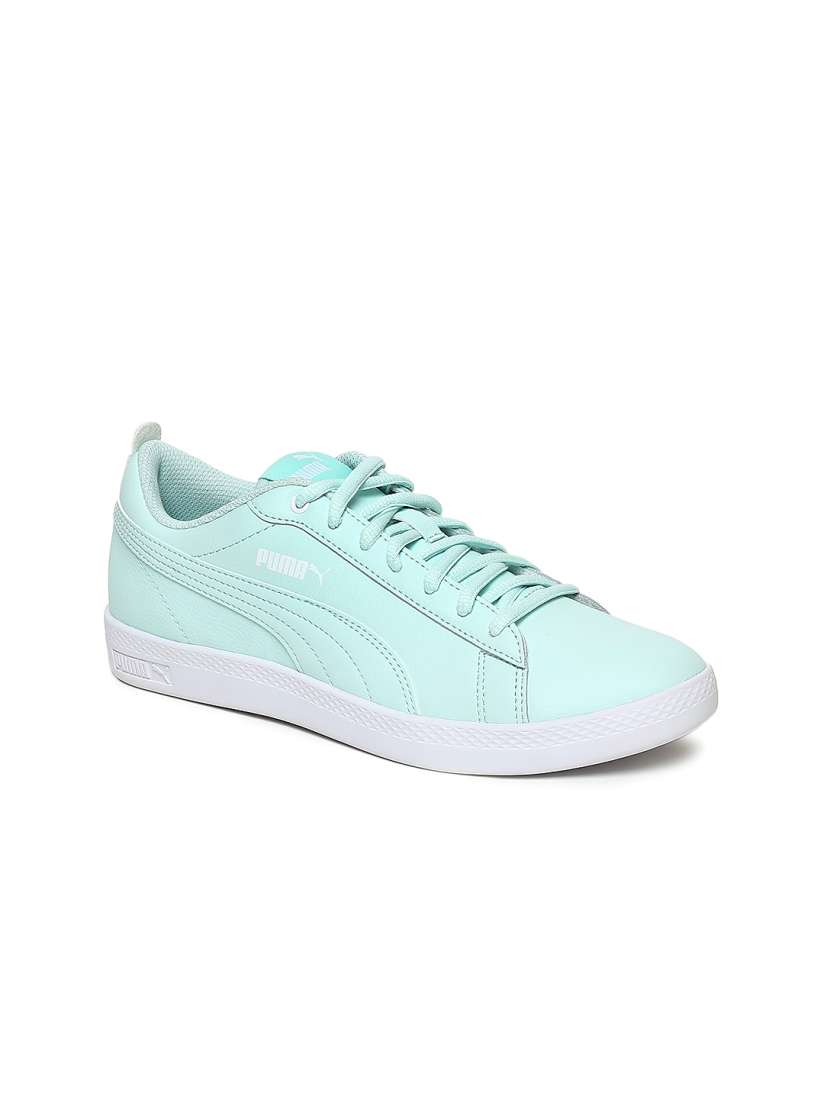 Smash v2 leather women's sneakers deals