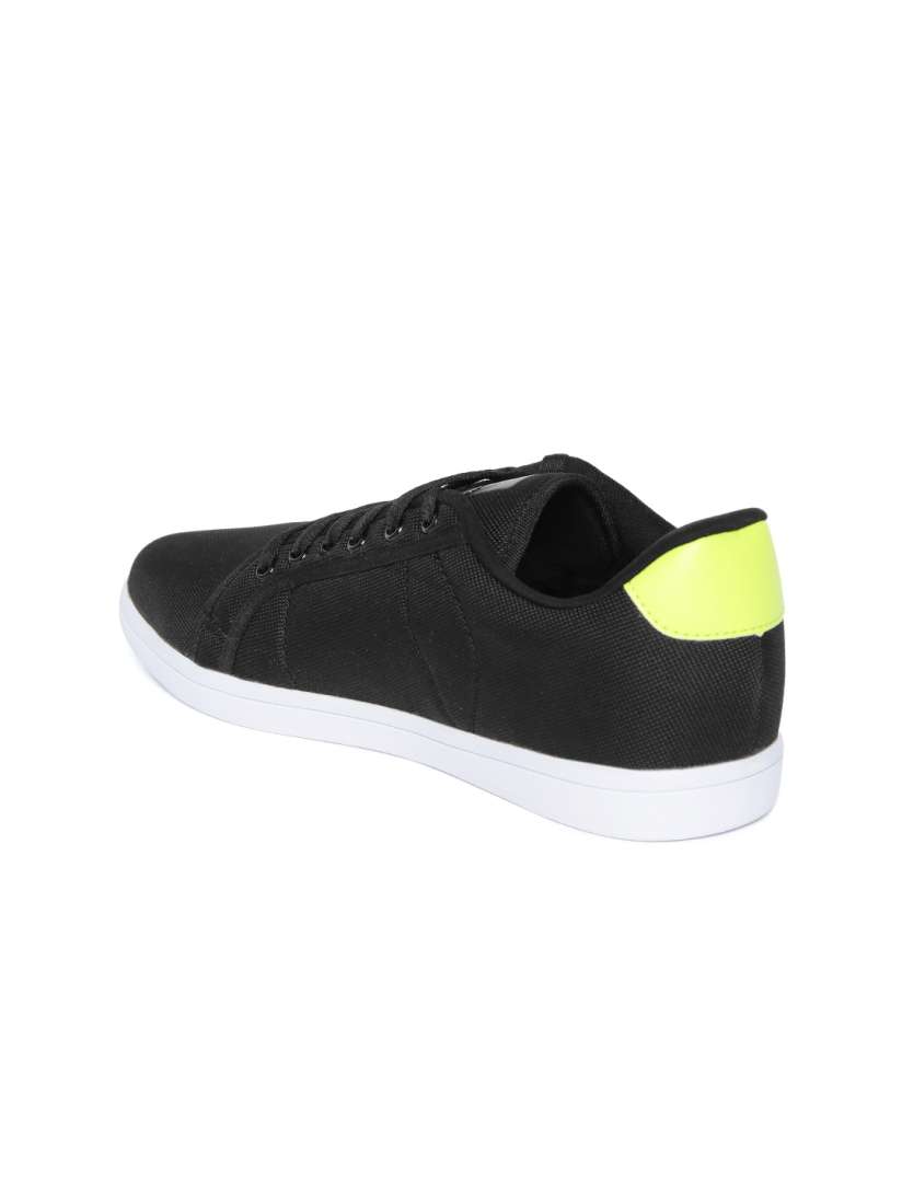 Reebok tread max on sale