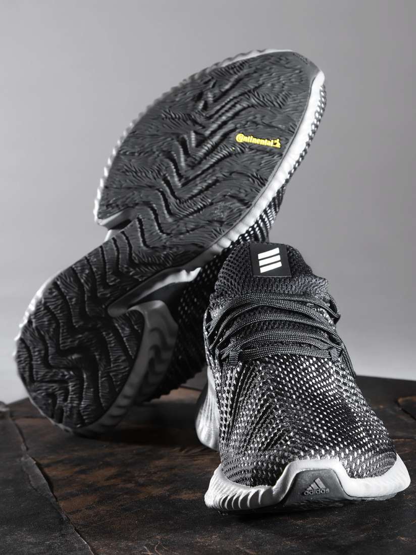 Men's alphabounce training shoes top