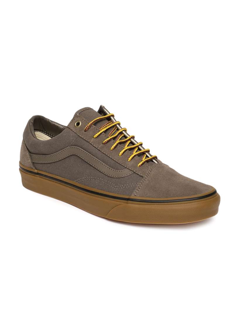 Vans sneakers in myntra best sale