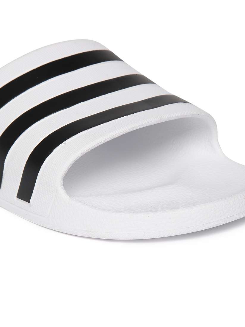 adidas sliders size 5