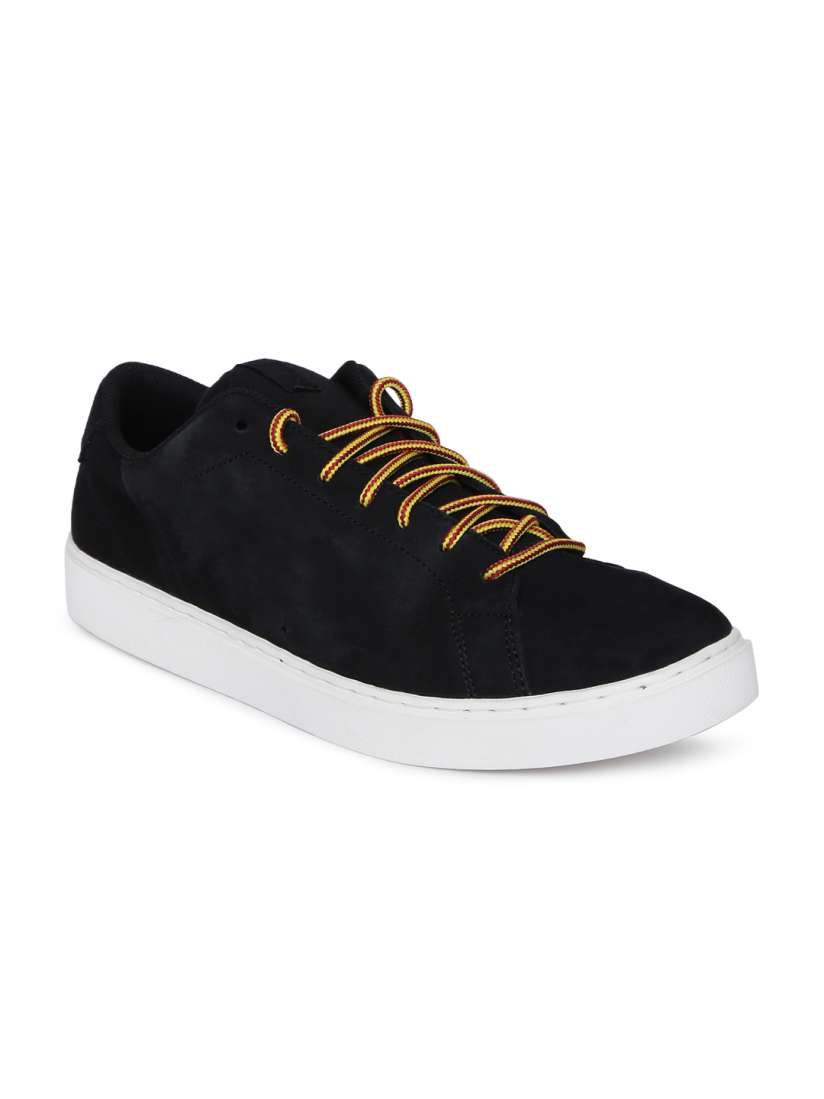 Myntra dc shoes store