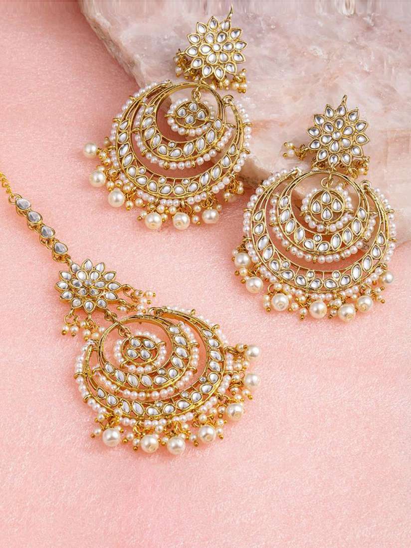 Kundan set with maang tikka top