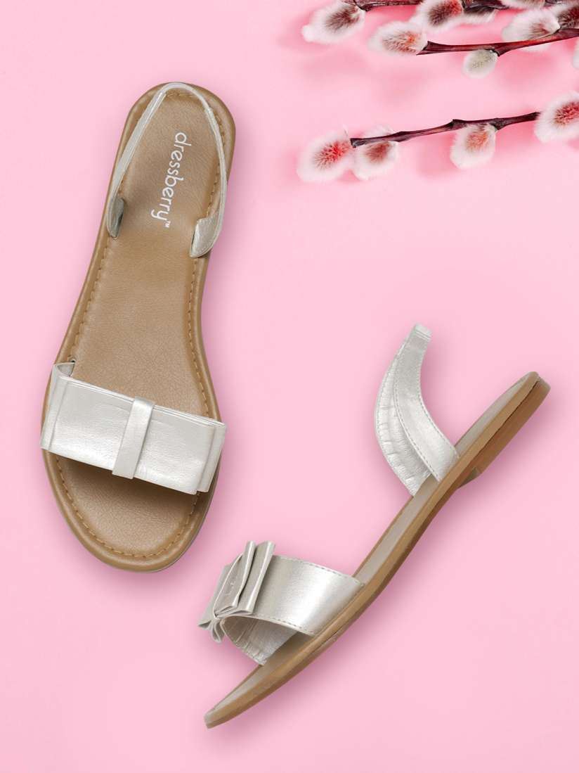 Dressberry flats myntra best sale