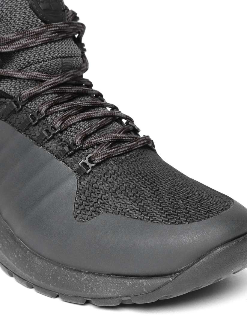Men's flyroam trail waterproof hiking boots clearance
