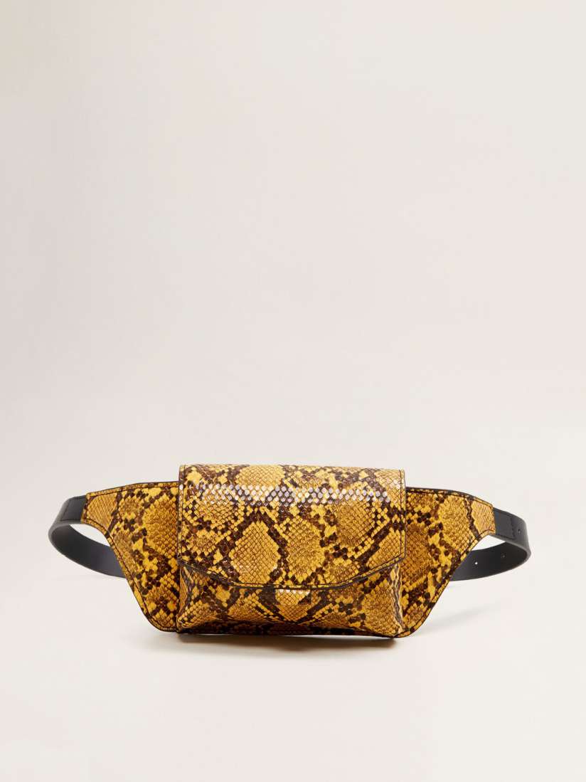 Fanny pack myntra 2025