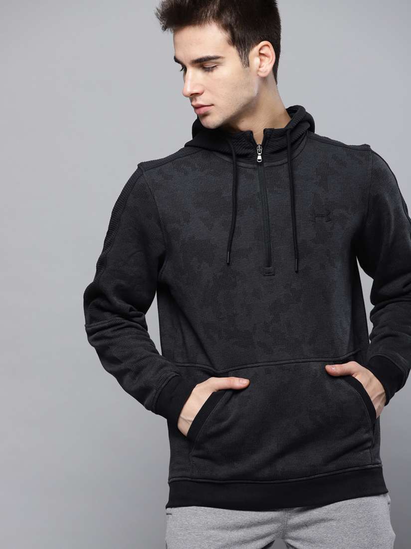 Buy UNDER ARMOUR Men Charcoal Grey Microthread Fleece Camouflage 1 2 Zip Hooded Sweatshirt Sweatshirts for Men 8774511 Myntra