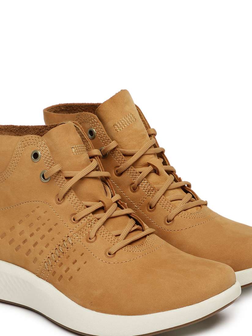 Flyroam chill chukka clearance