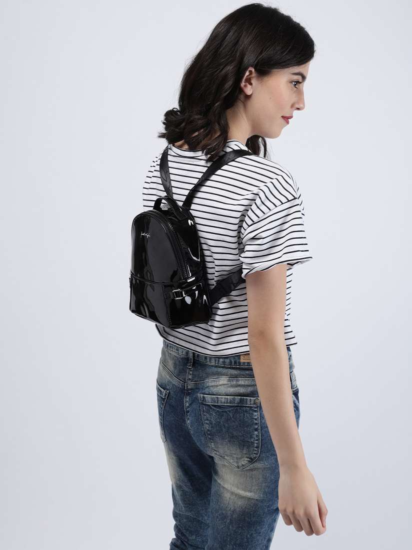 Forever 21 black backpack discount