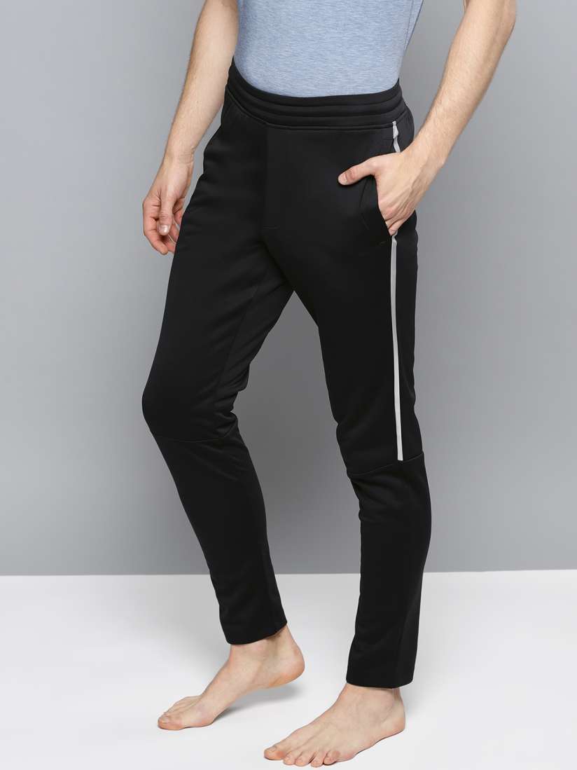 Under armour lounge pants 2025