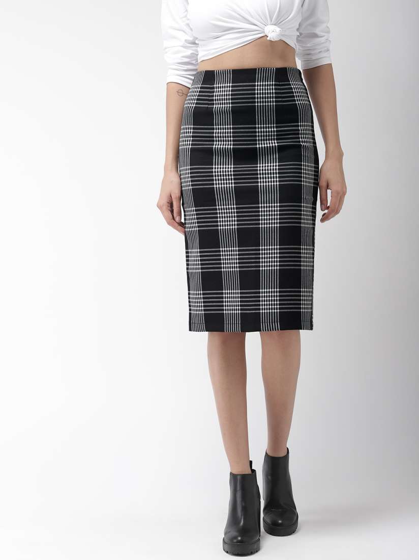 Buy FOREVER 21 Women Black White Checked Knee Length Pencil Skirt Skirts for Women 9049213 Myntra