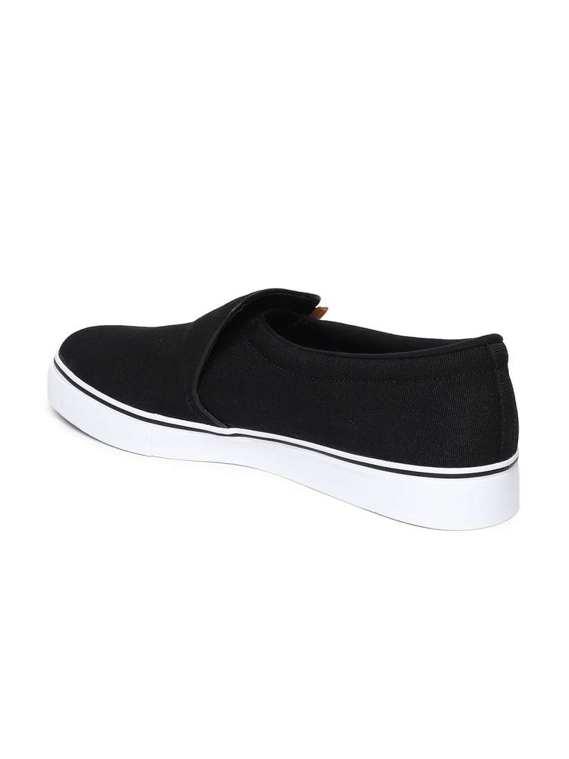 Nike black slip on sneakers online
