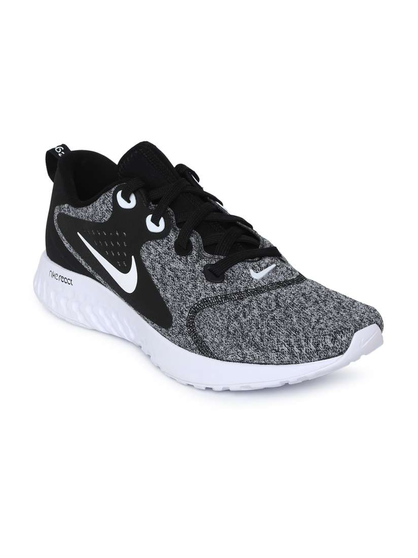 Nike legend react video shop