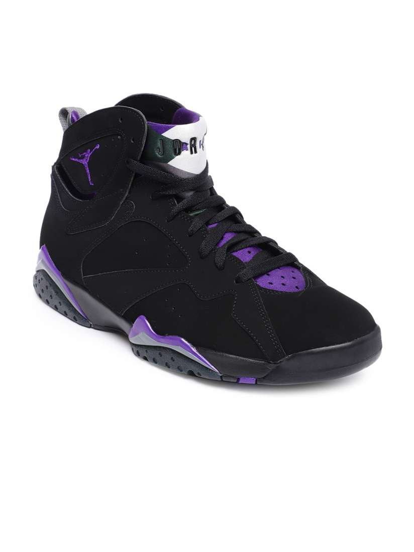 Nike shoes purple and black 2025