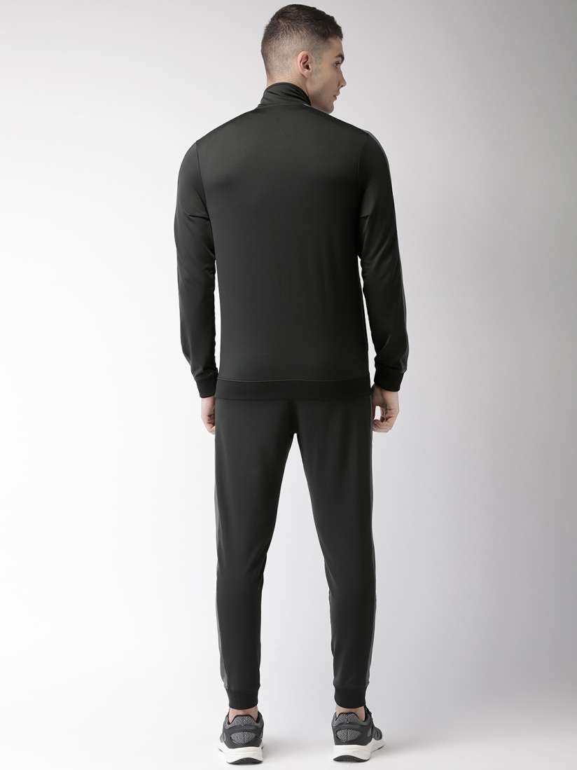 Nike tracksuit myntra 2025
