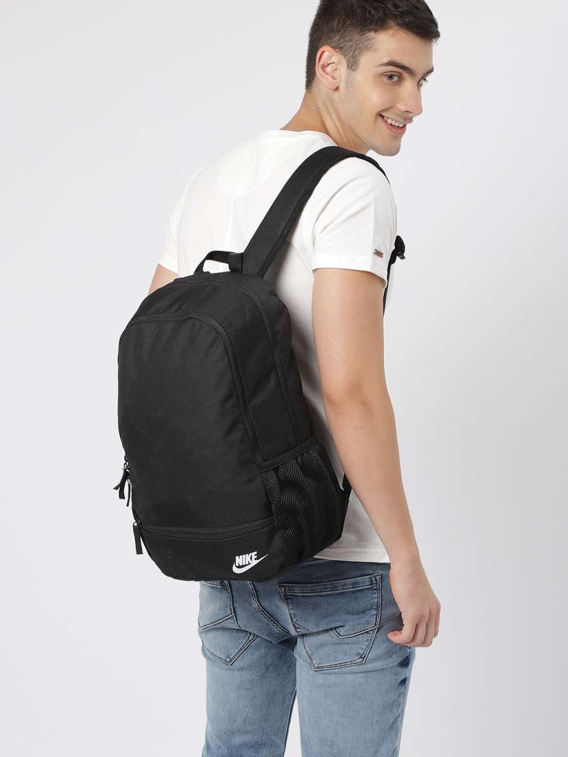 Nike classic north solid backpack discount