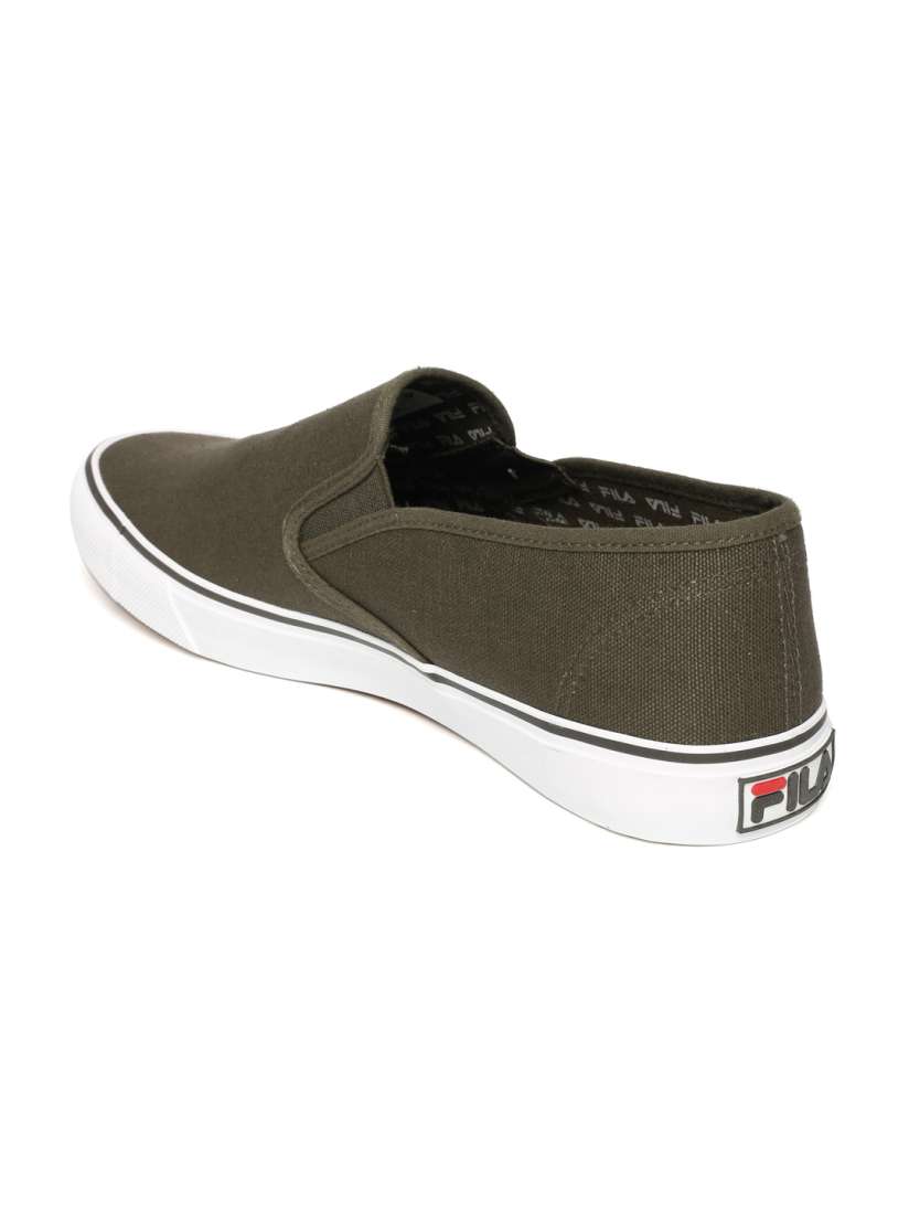 Fila men relaxer deals