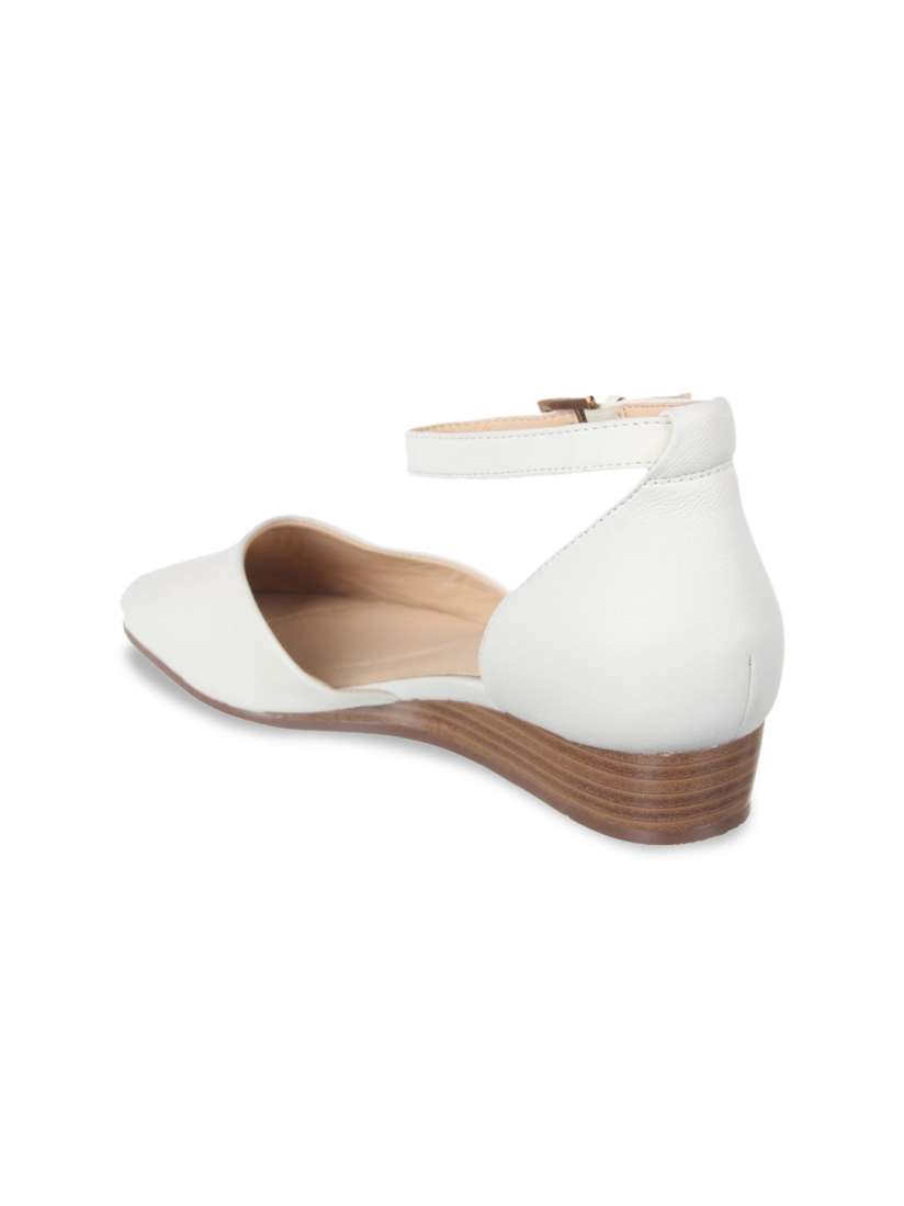 Clarks flatforms hotsell