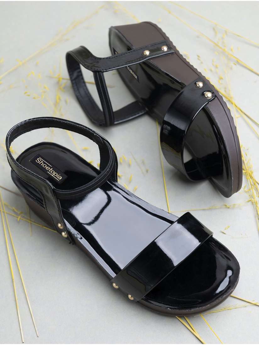 Ladies sandals on myntra clearance