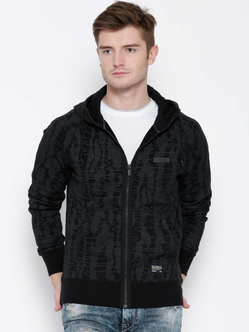 Nike sweatshirts myntra sale