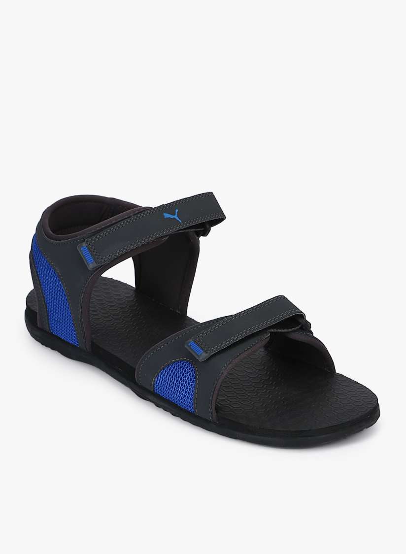 Myntra floaters store