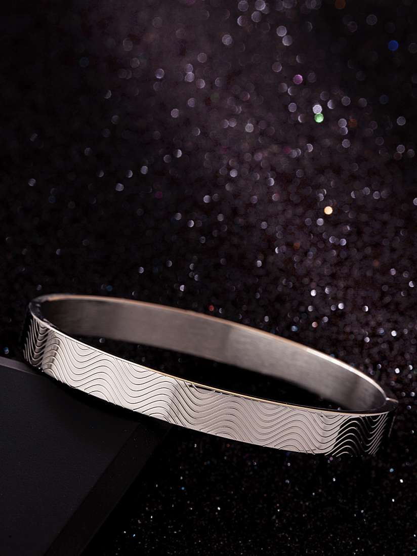 Voylla mens kada on sale