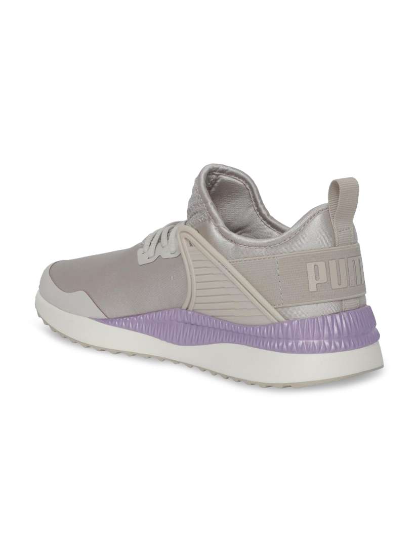 Pacer next cage st2 women's sneakers top