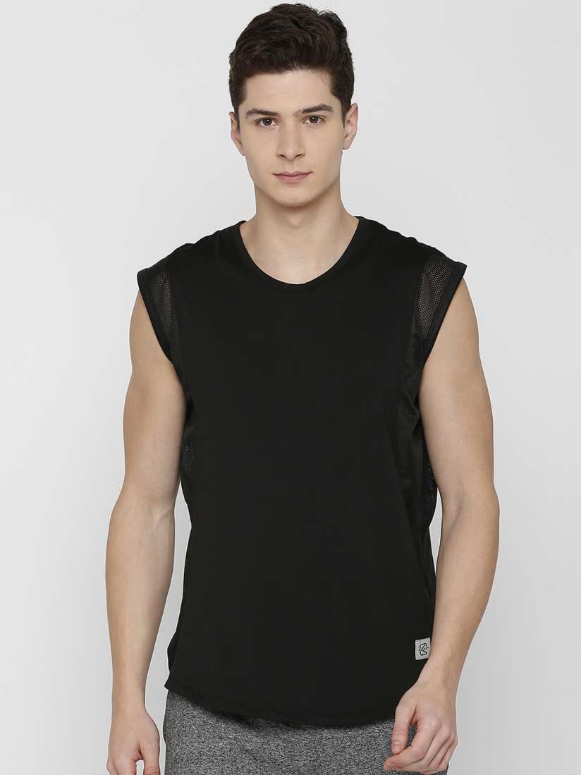 Buy SKULT by Shahid Kapoor Men Black Solid Round Neck T shirt Tshirts for Men 9204887 Myntra