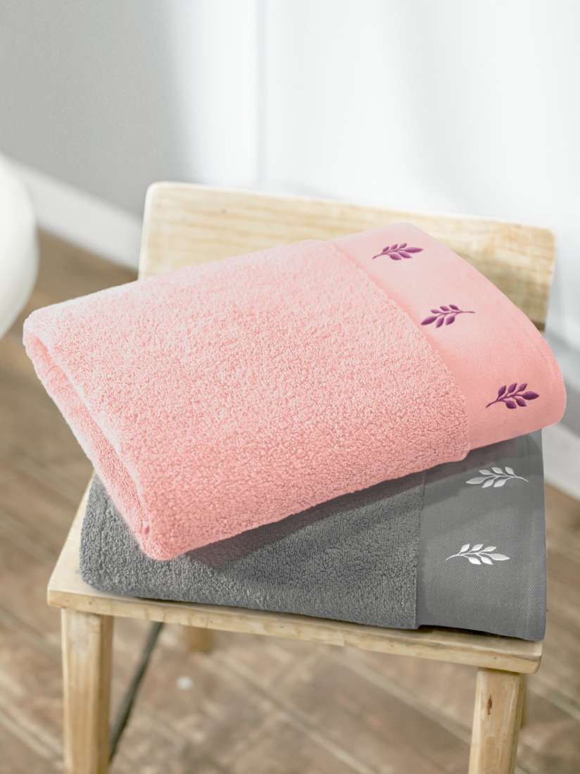 Buy Swiss Republic Set of 2 Pink Grey Solid 700GSM Bath Towels Bath Towels for Unisex 9791487 Myntra