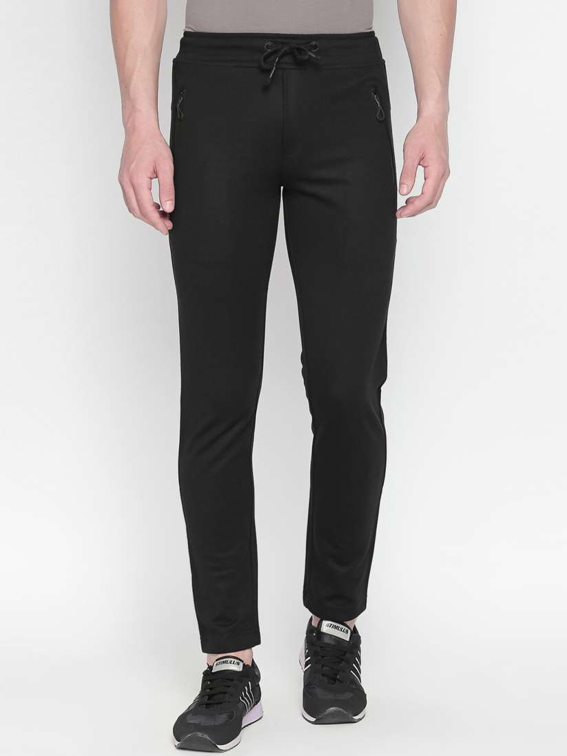 Avoq track pants 2025