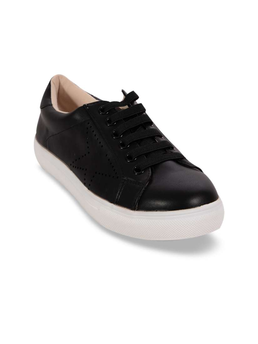 Buy HEATWAVE Women Black Sneakers Casual Shoes for Women 10111361 Myntra