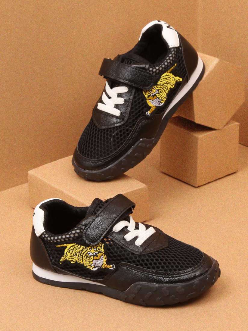 Buy Walktrendy Boys Black Sneakers Casual Shoes for Boys 10472146 Myntra