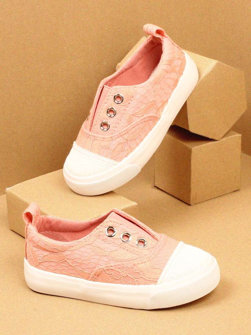 Walktrendy shoes for girl cheap