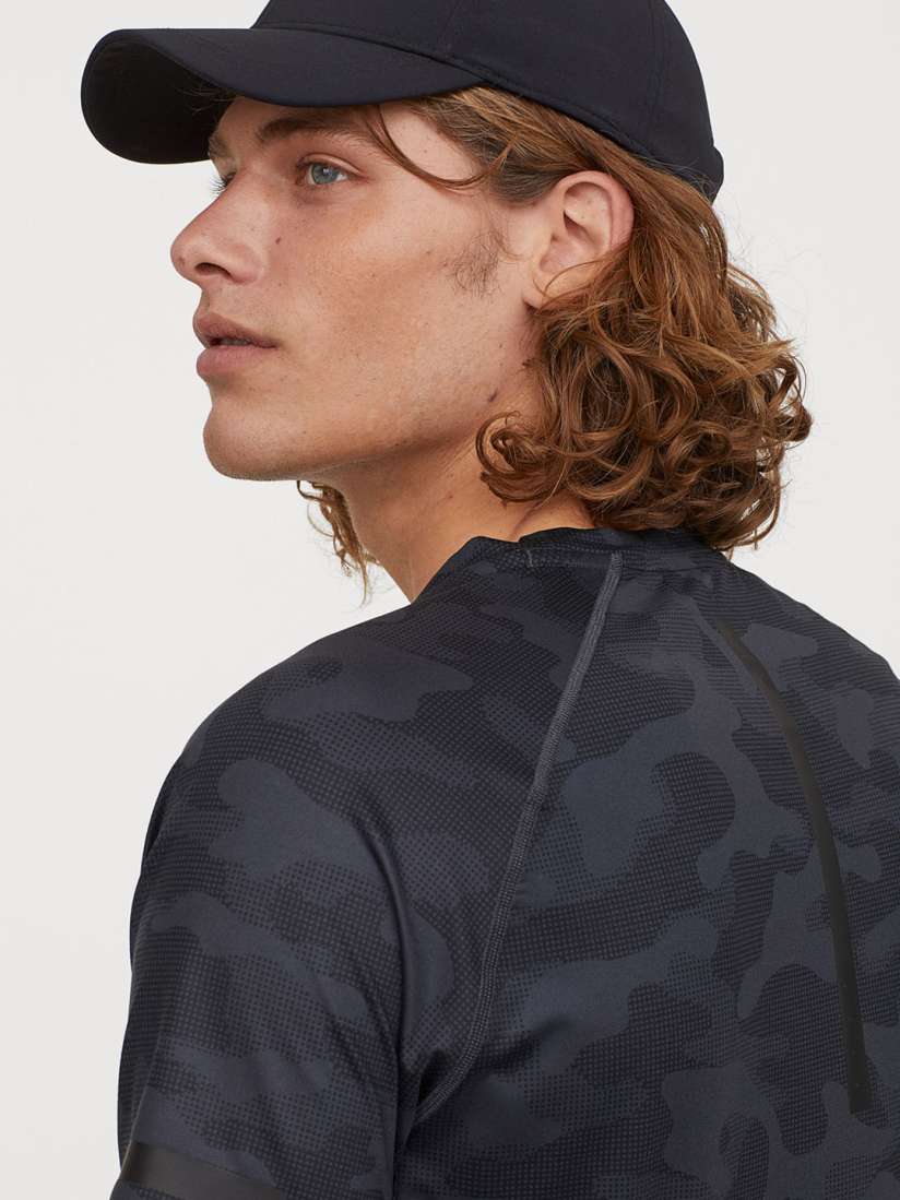 Camouflage t shirt h&m clearance