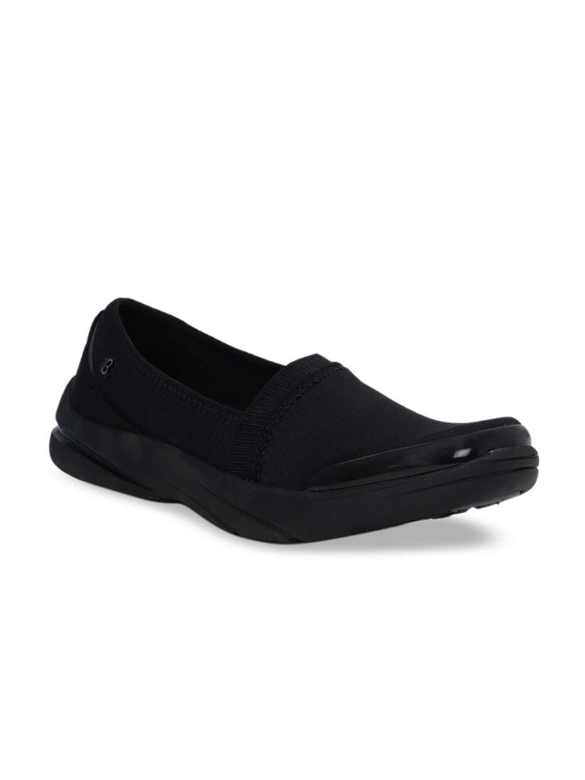 Naturalizer black slip on hotsell